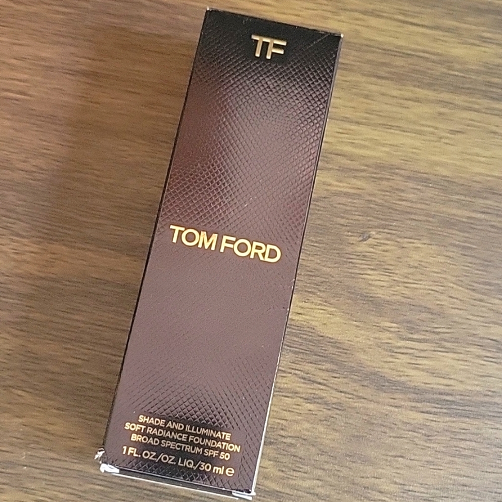 Tom Ford Shade and Illuminate Foundatio